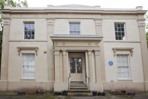 84 plymouth grove manchester gaskells house 2 sm.jpg